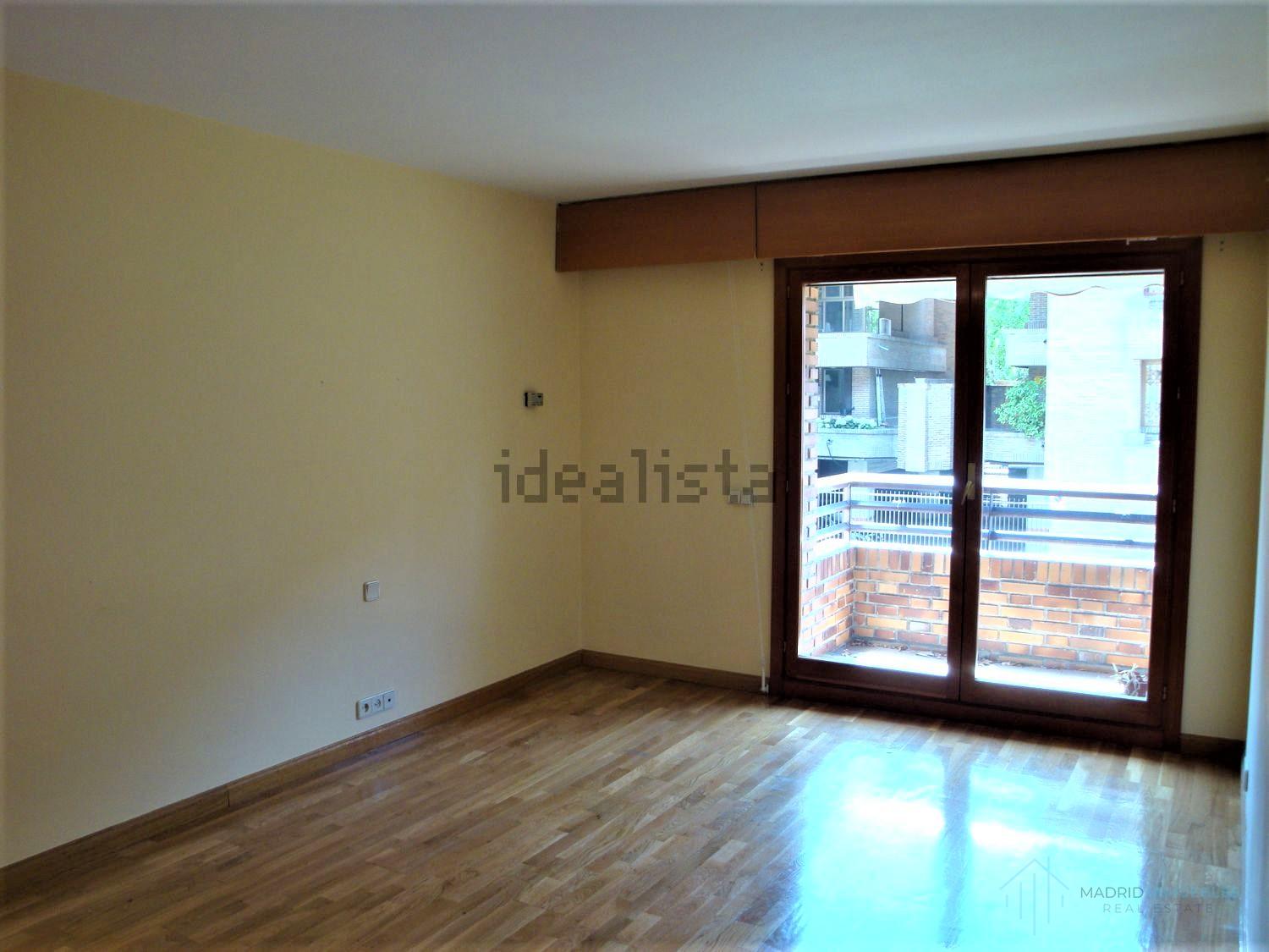 For rent of flat in Madrid