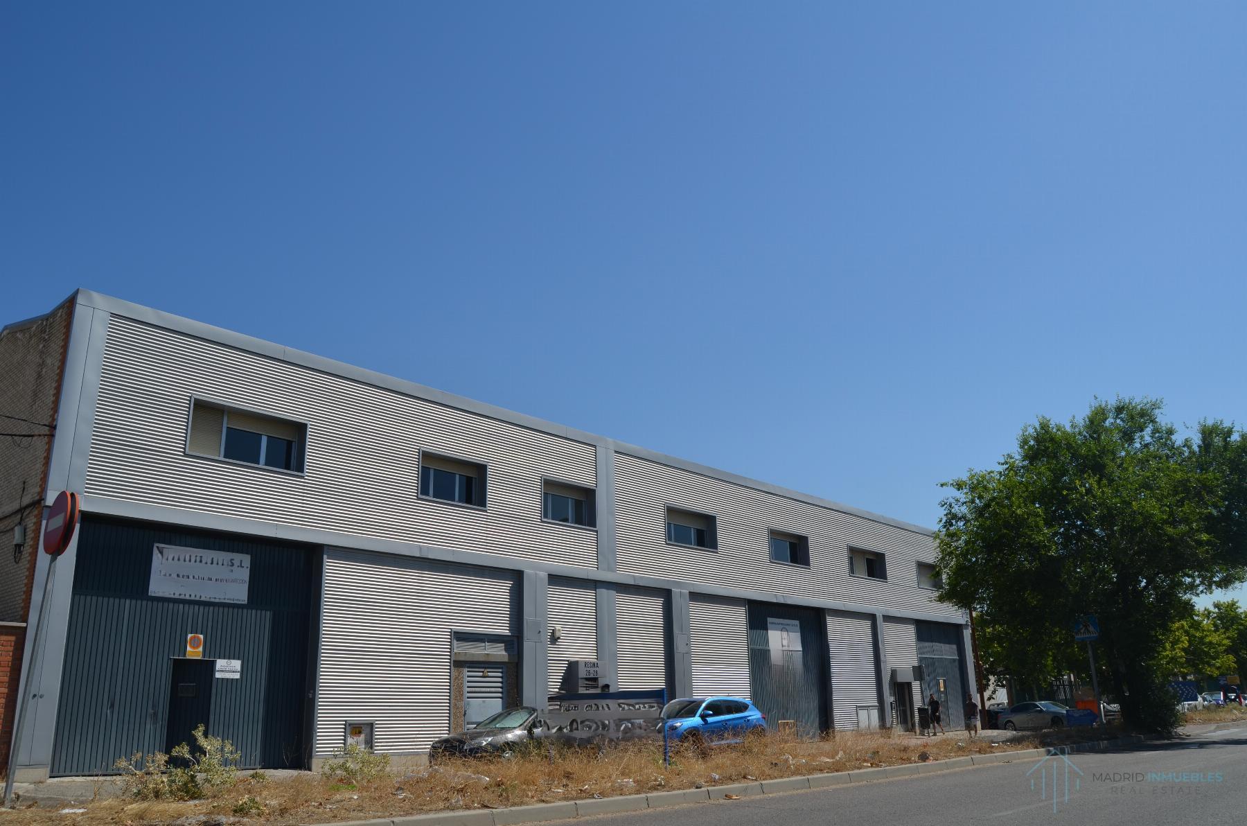 For sale of industrial plant/warehouse in Madrid