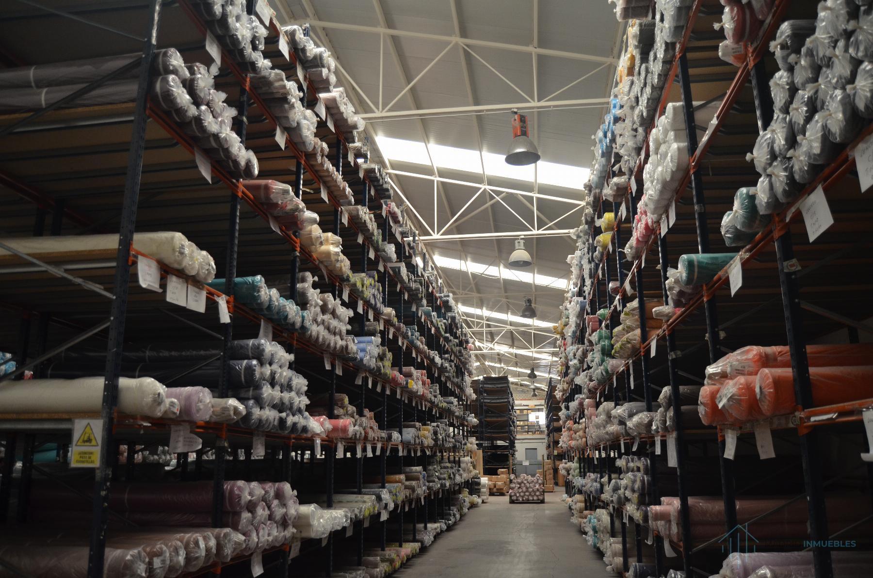 For sale of industrial plant/warehouse in Madrid