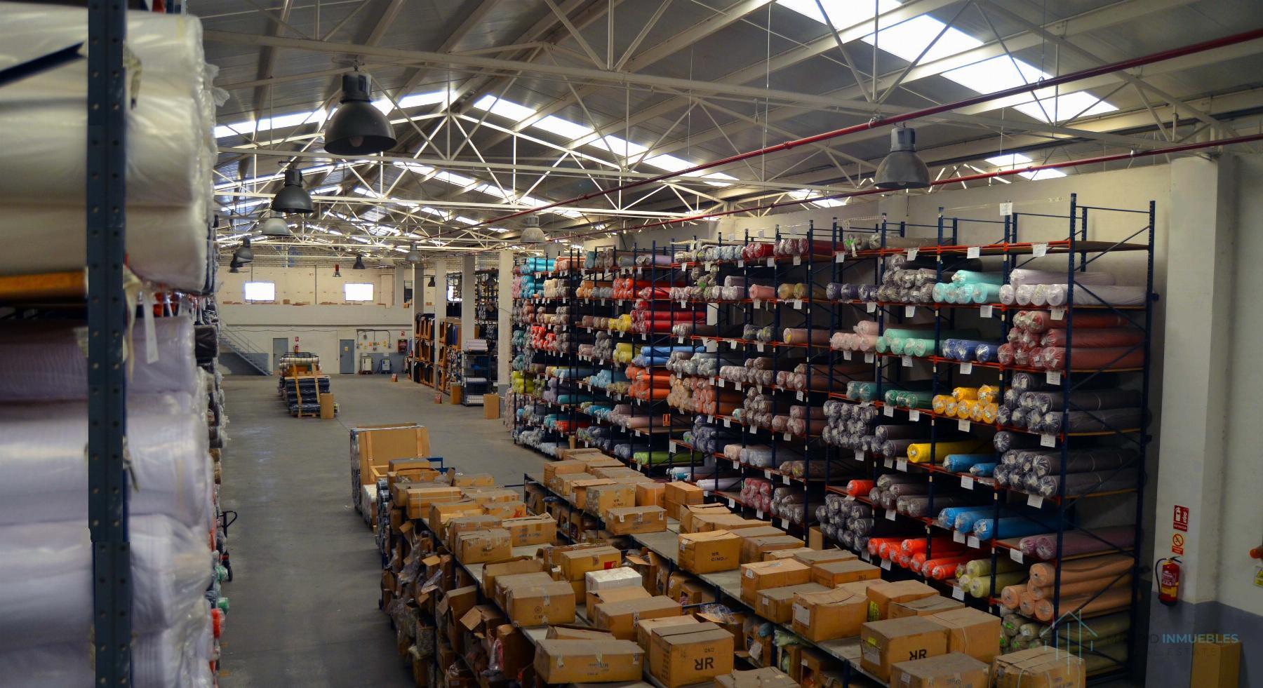 For sale of industrial plant/warehouse in Madrid