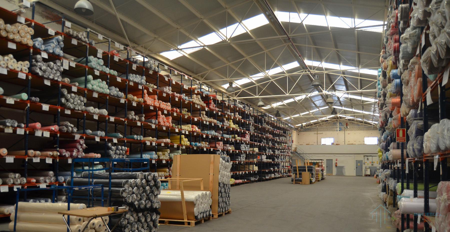 For sale of industrial plant/warehouse in Madrid