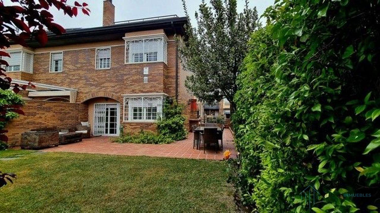 For sale of chalet in Majadahonda