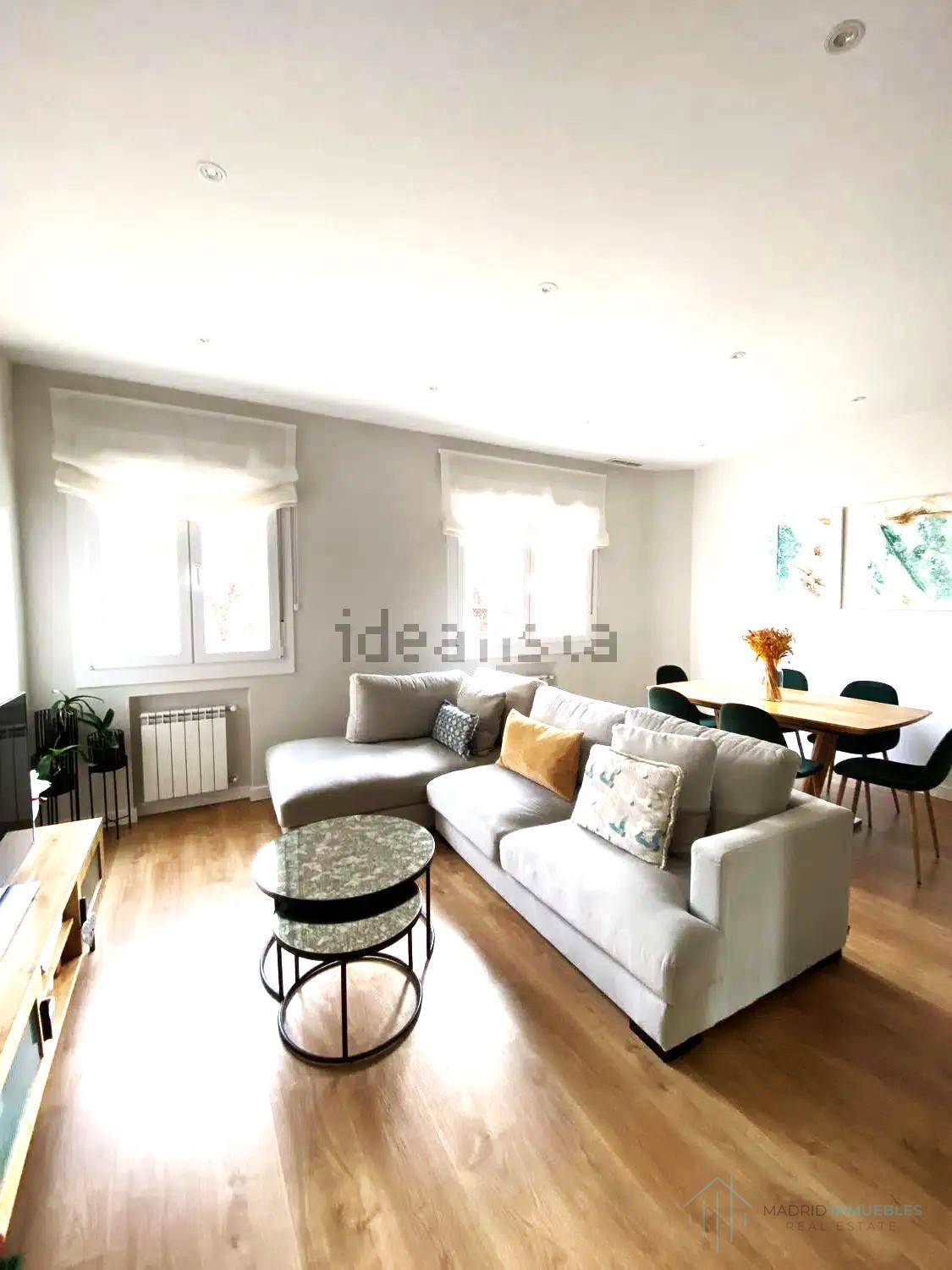 For sale of flat in Madrid