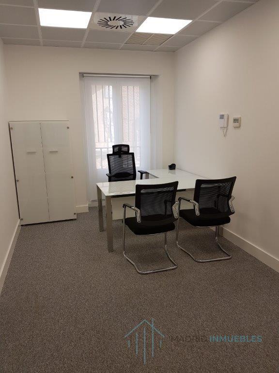 For rent of office in Madrid