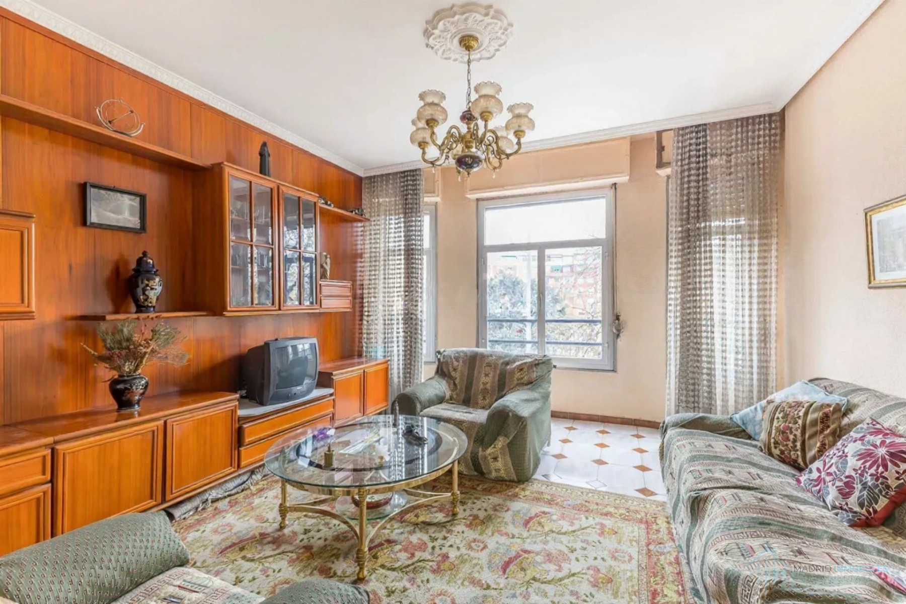 For sale of flat in Madrid