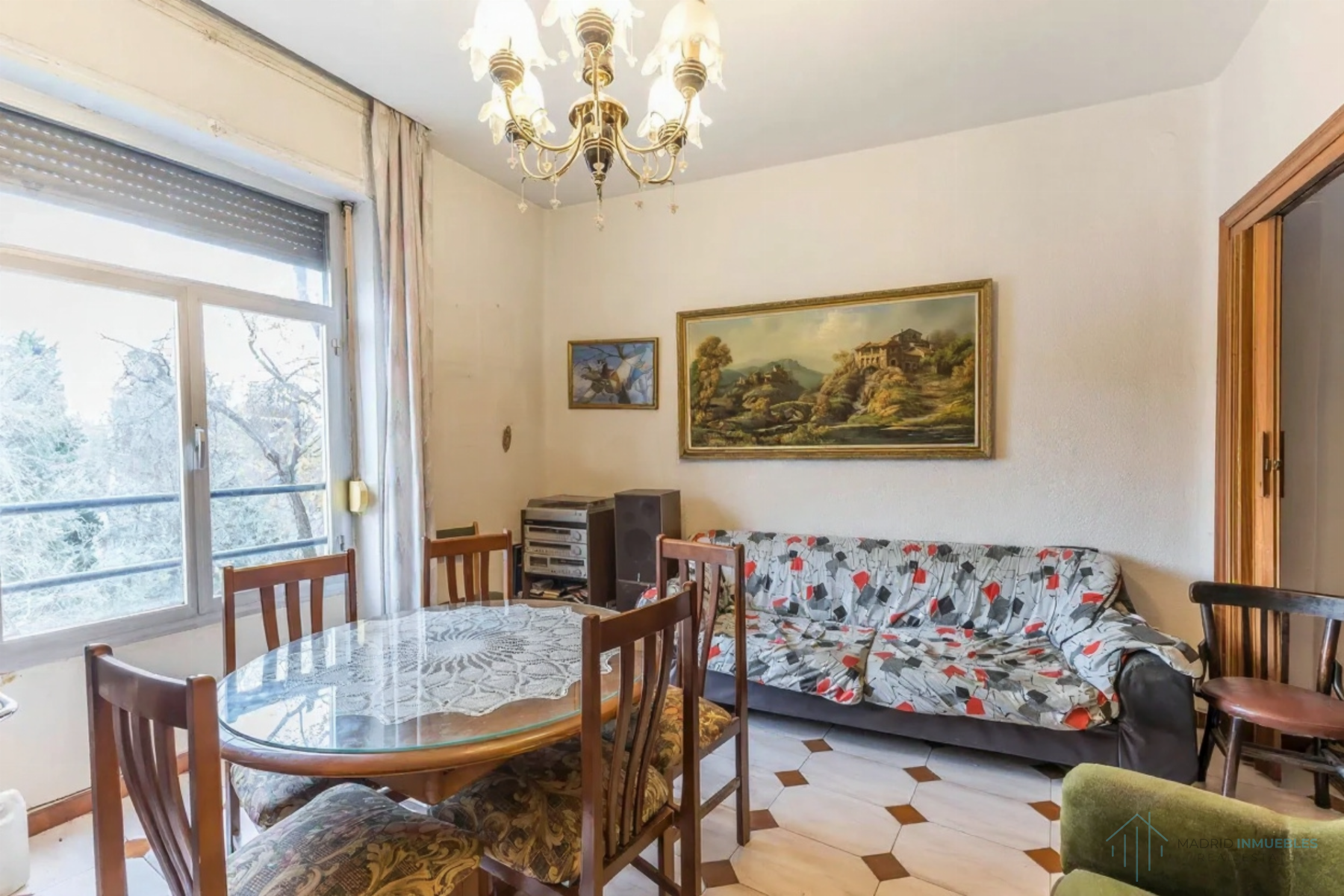 For sale of flat in Madrid