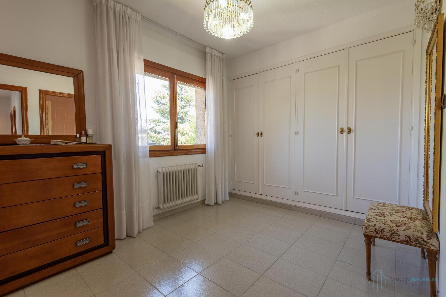 For sale of chalet in Pozuelo de Alarcón