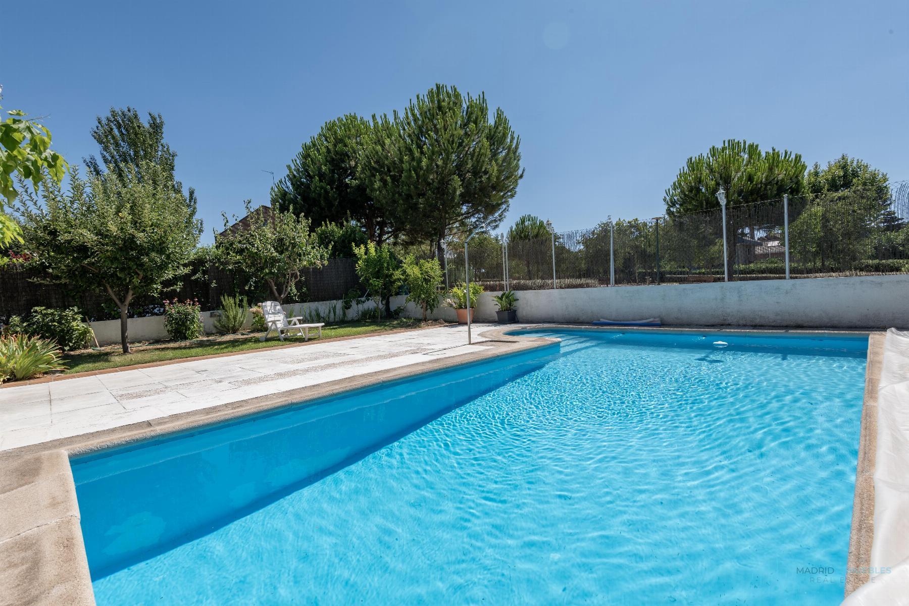 For sale of chalet in Pozuelo de Alarcón