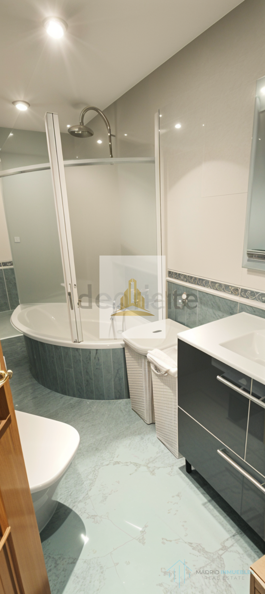 For sale of flat in Móstoles