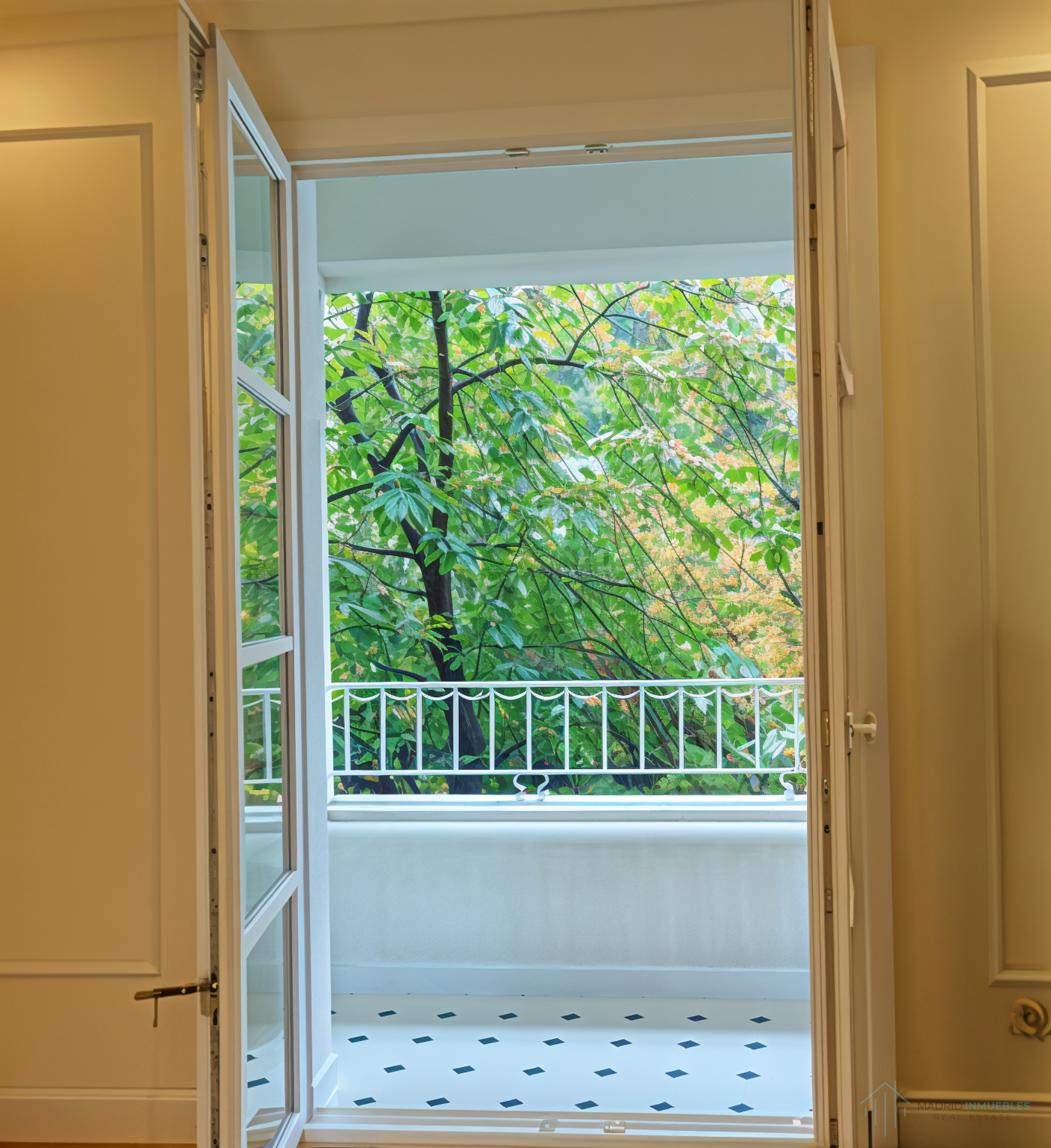 For rent of flat in Madrid