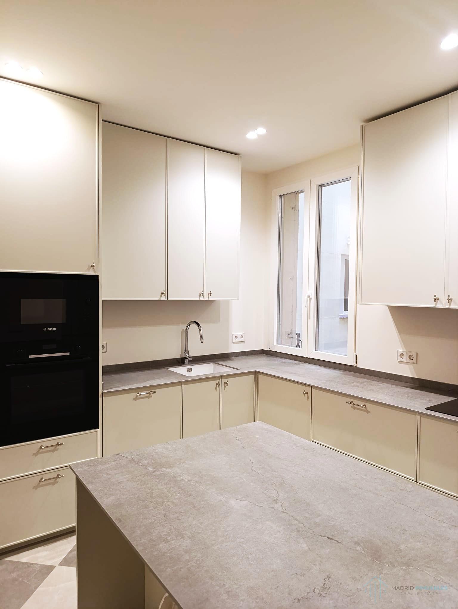 For rent of flat in Madrid