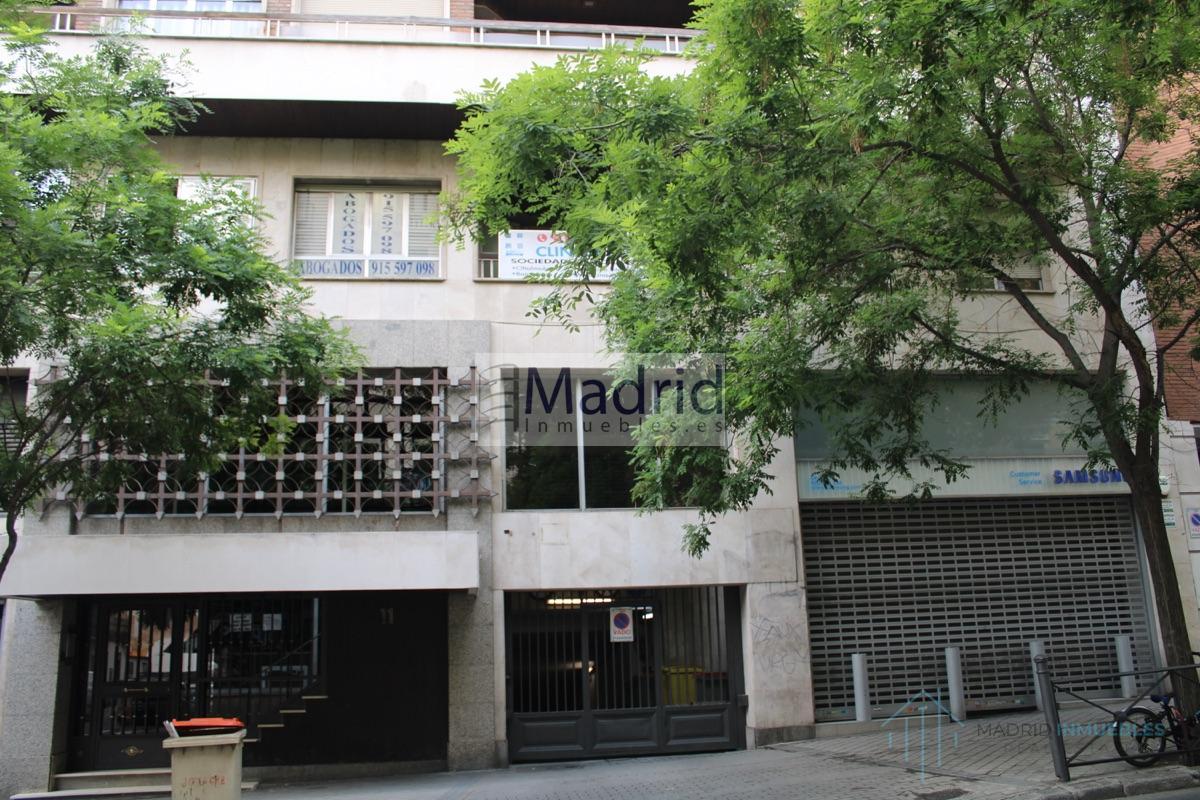 For sale of office in Madrid