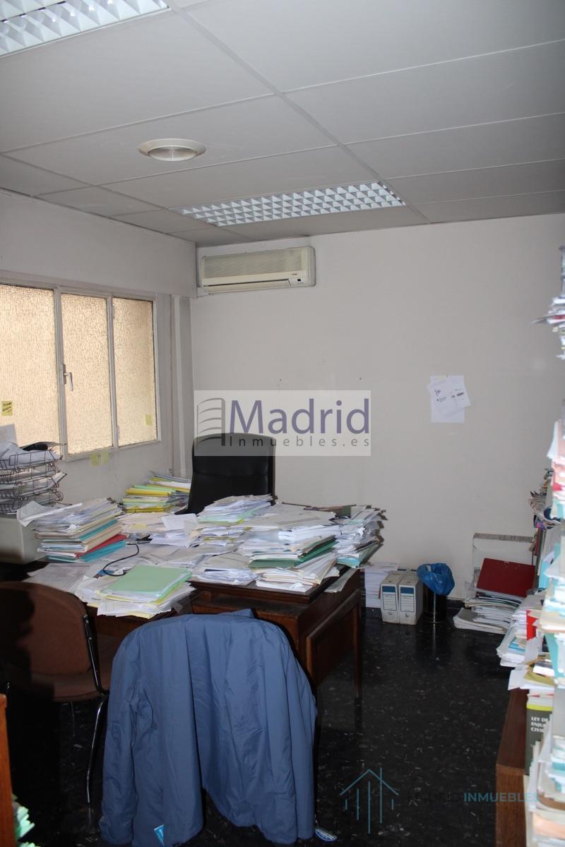 For sale of office in Madrid