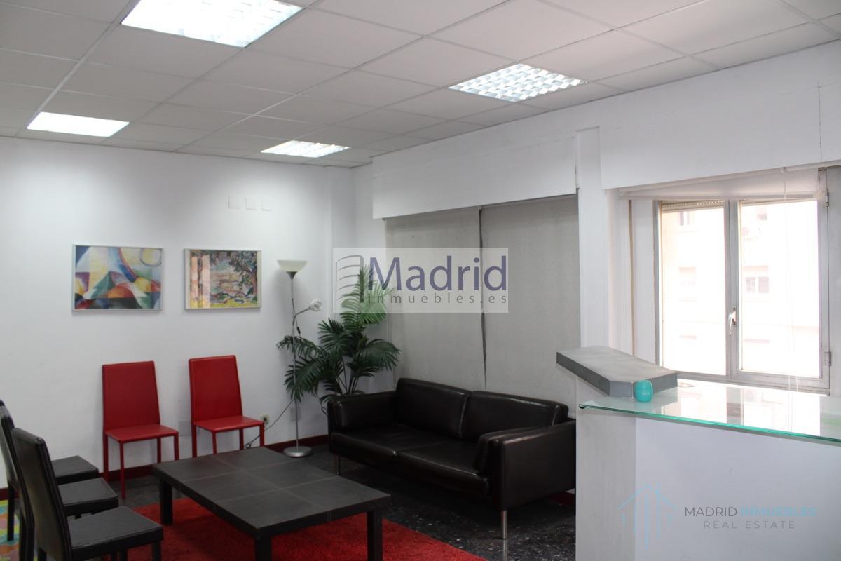 For sale of office in Madrid