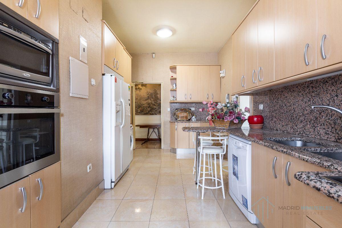 For sale of flat in Madrid