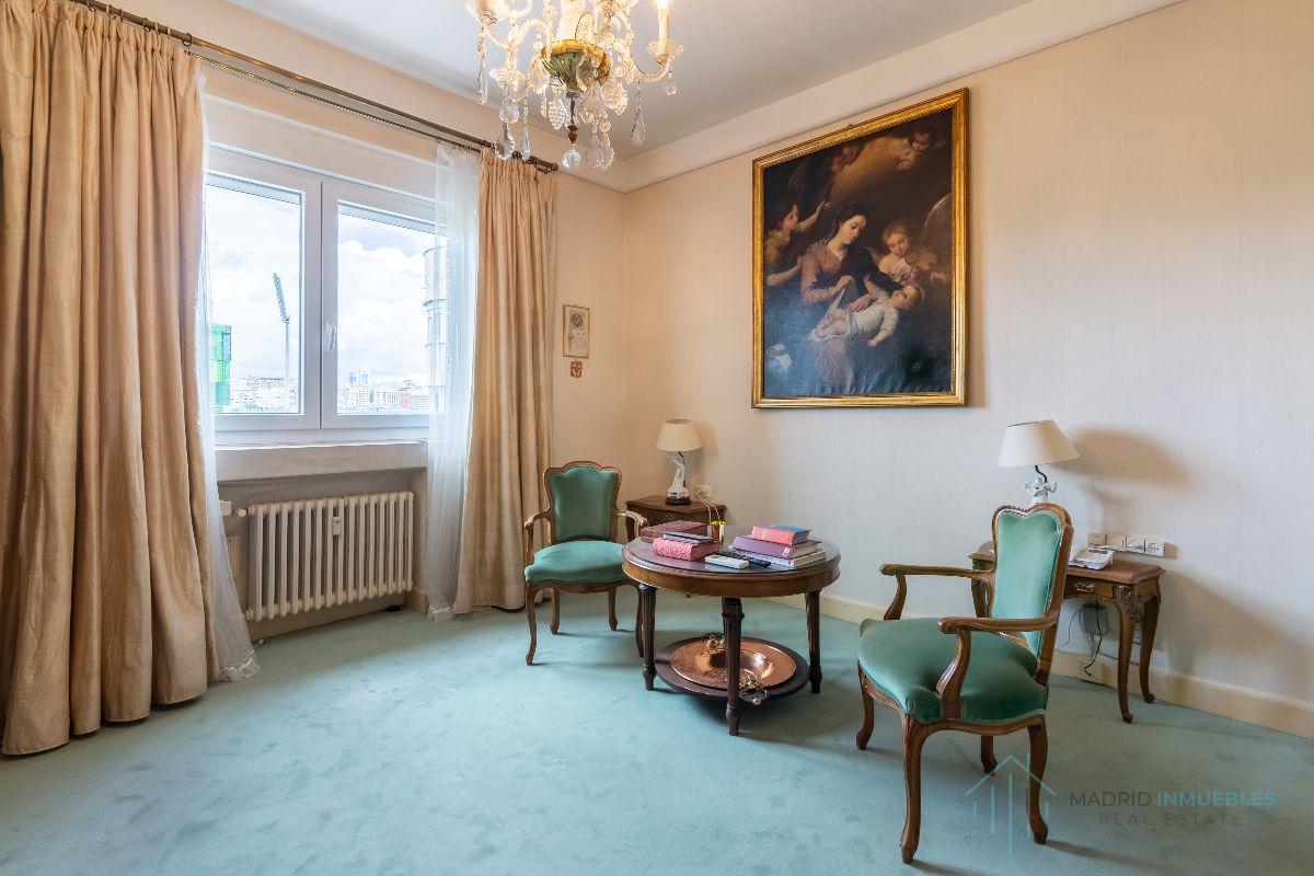 For sale of flat in Madrid