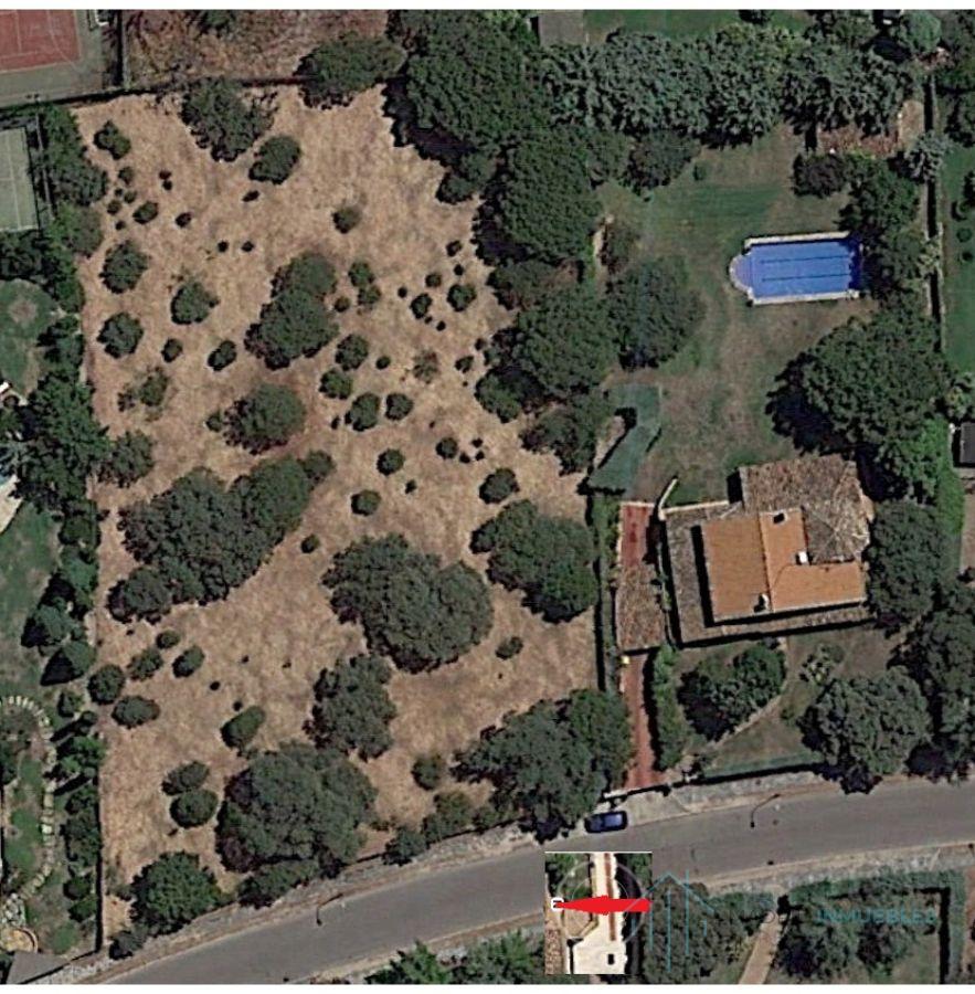 For sale of land in Pozuelo de Alarcón