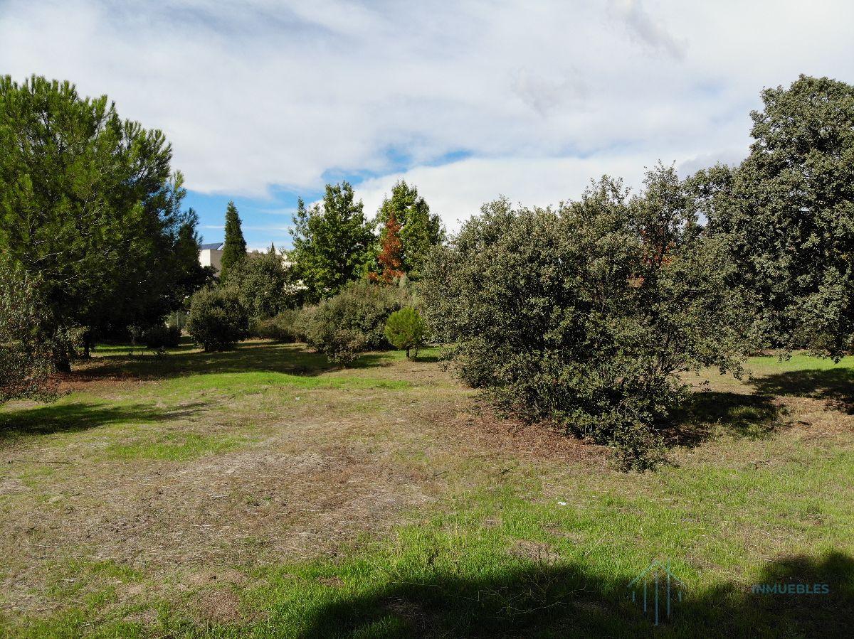 For sale of land in Pozuelo de Alarcón