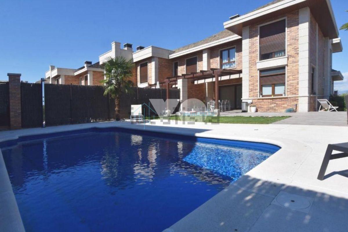 For sale of chalet in Majadahonda