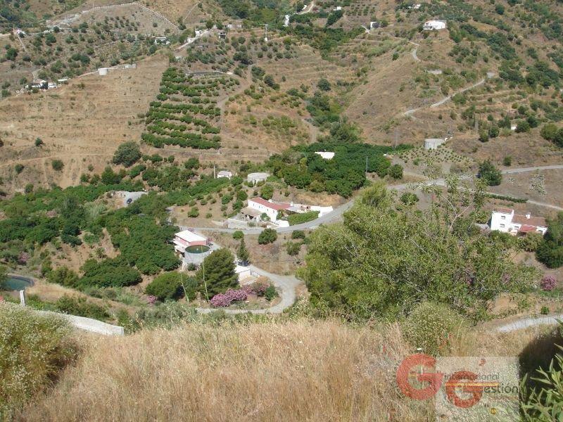 For sale of land in Almuñécar