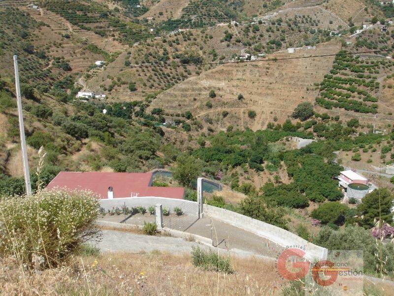 For sale of land in Almuñécar