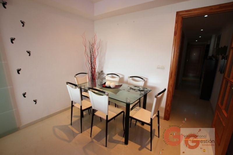 For sale of flat in Calahonda