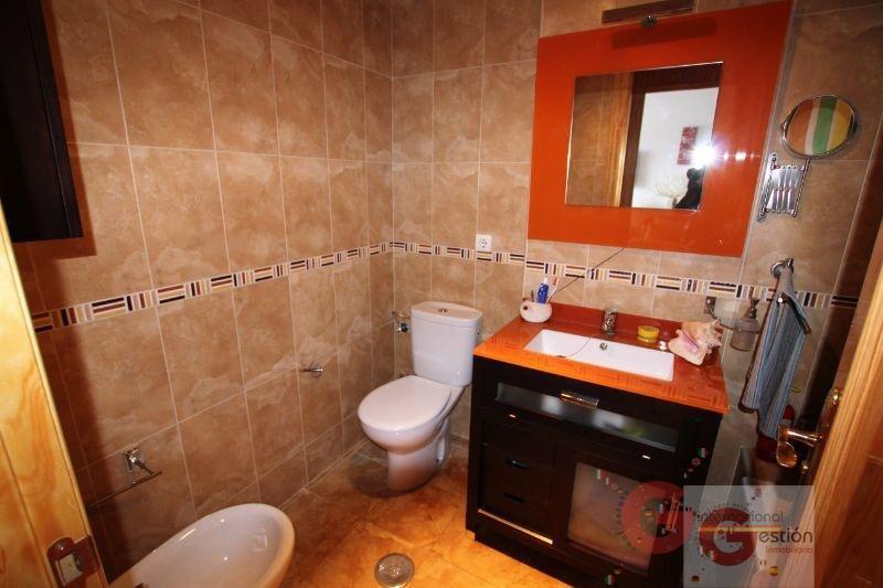 For sale of flat in Calahonda