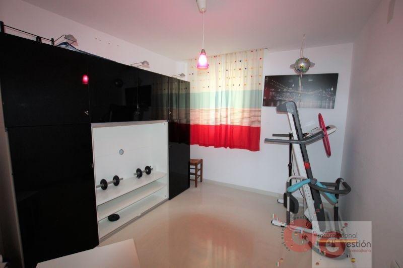 For sale of flat in Calahonda