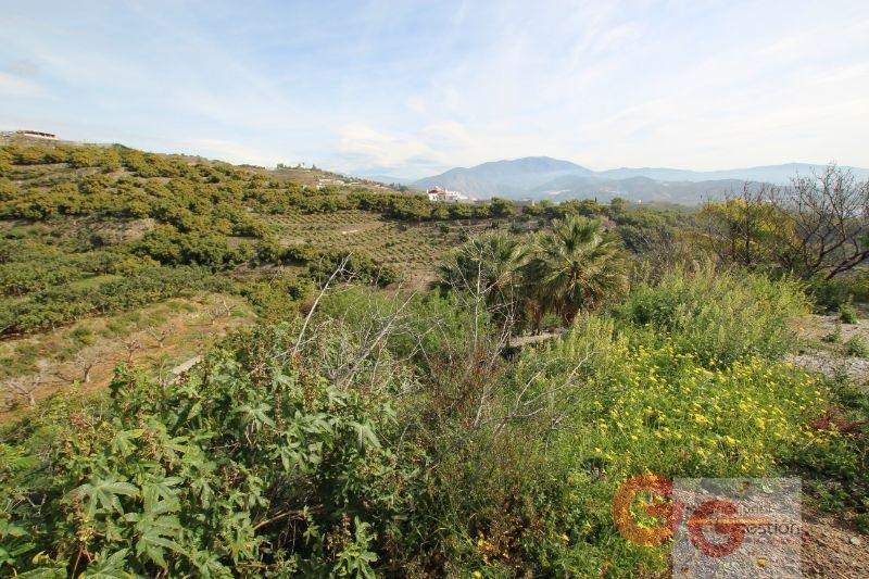 For sale of land in Salobreña