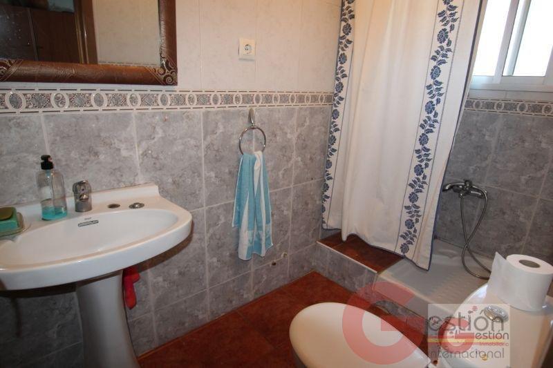 For sale of house in Salobreña