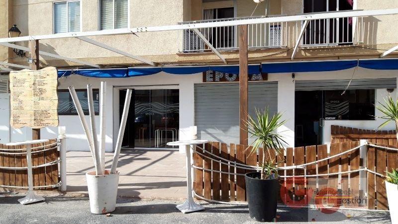 Venta de local comercial en Salobreña