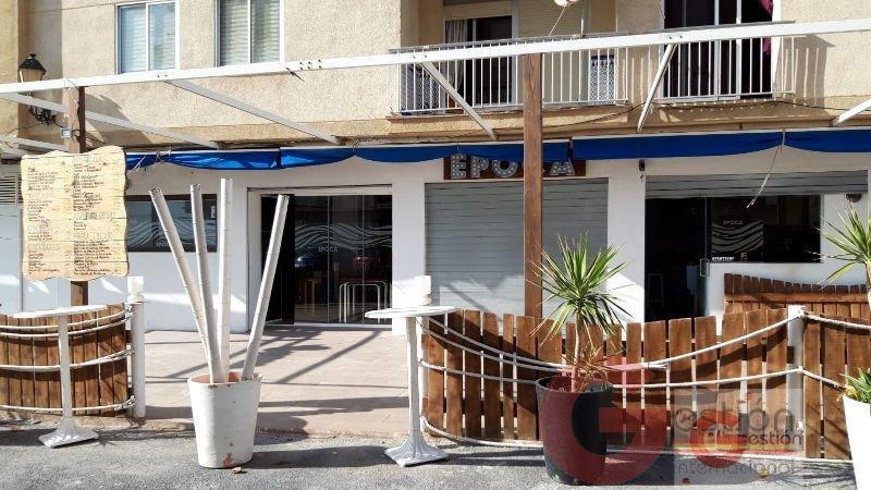 For sale of premises in Salobreña