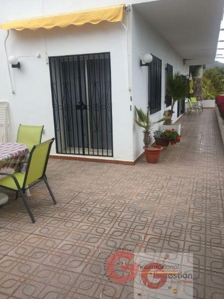 For sale of chalet in La Herradura