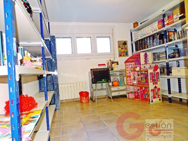 Venta de villa en Roquetas de Mar