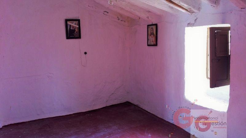 For sale of house in Vélez de Benaudalla