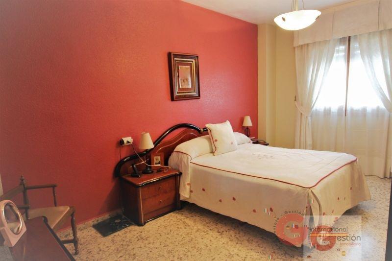 For sale of flat in Salobreña