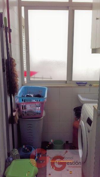 For sale of flat in Vélez de Benaudalla