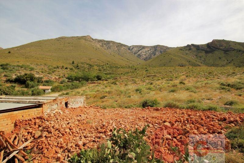 Venta de finca rústica en Vélez de Benaudalla