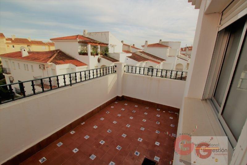 For sale of house in Calahonda