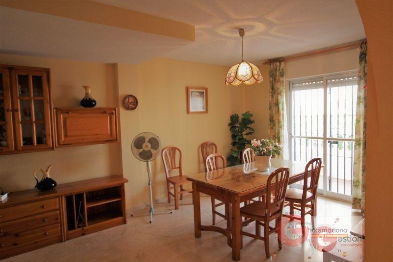 For sale of house in Calahonda