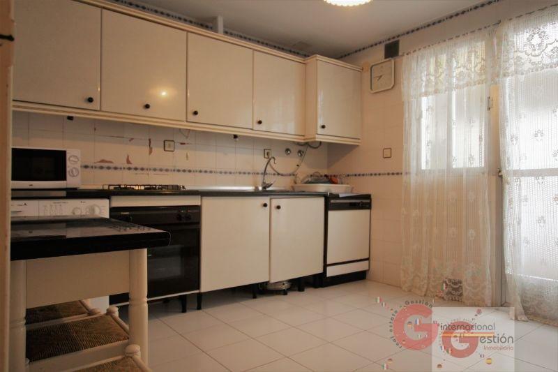 For sale of house in Calahonda