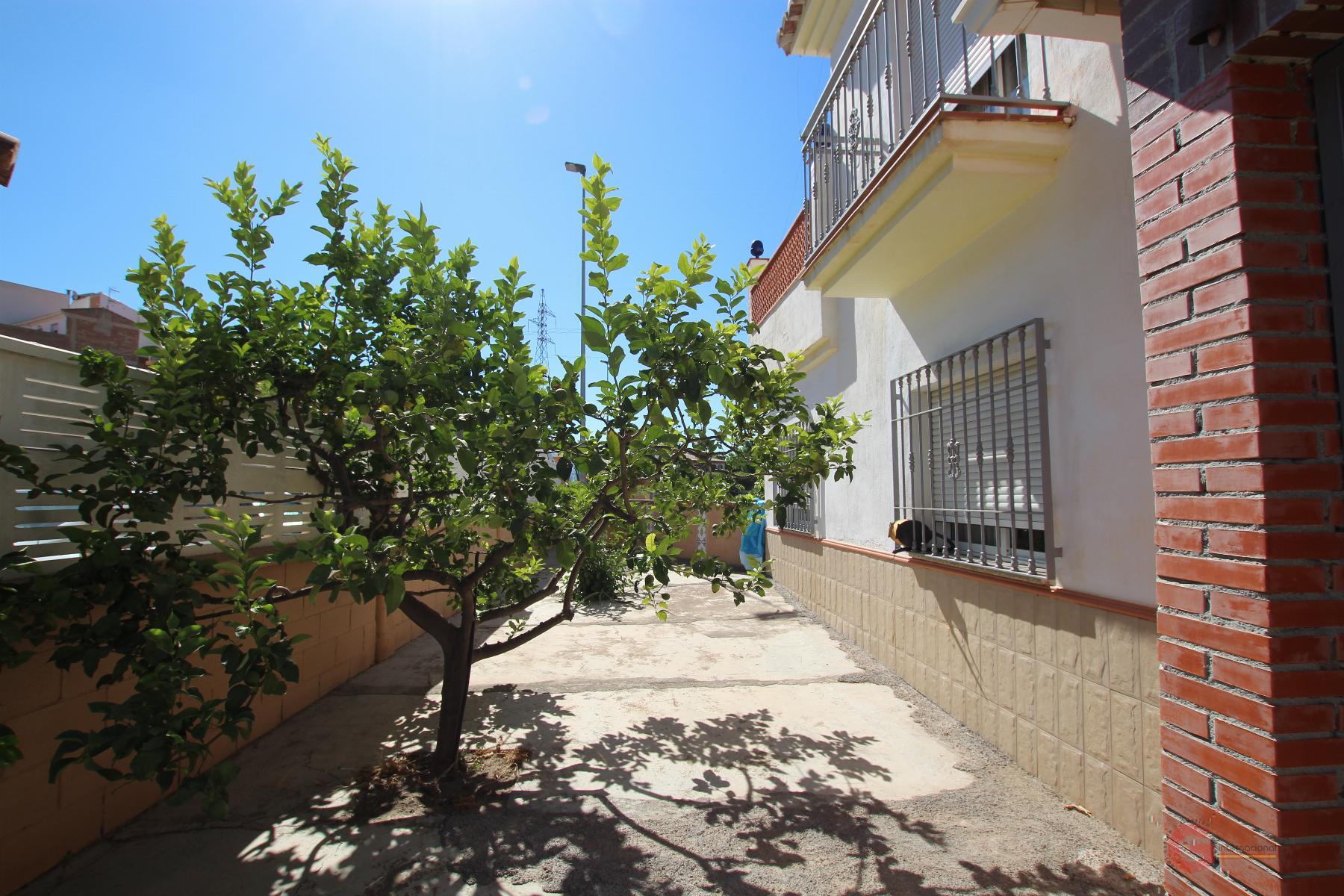 For sale of house in Molvízar