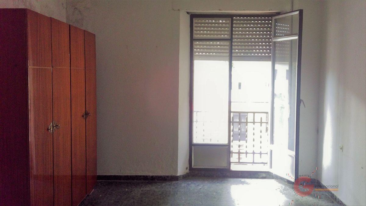 Venta de piso en Vélez de Benaudalla