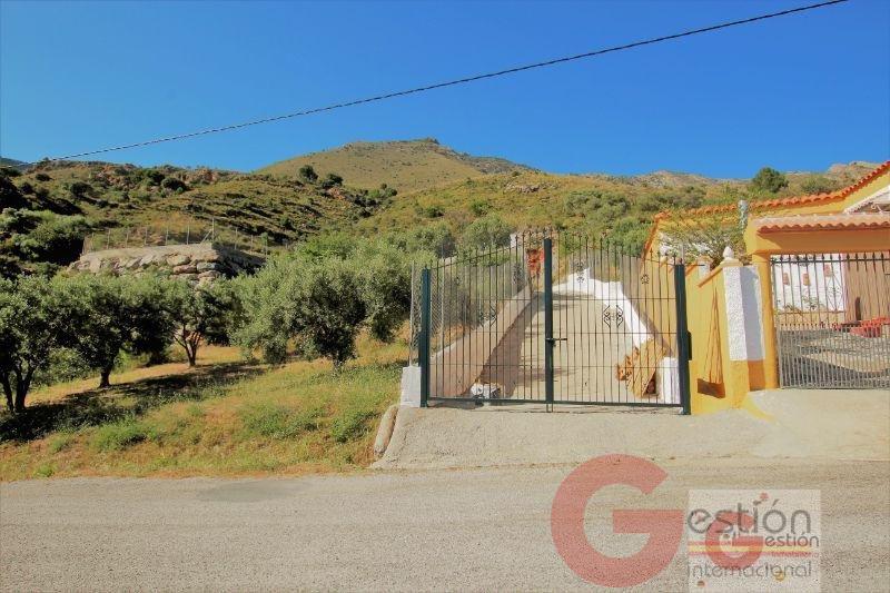 Venta de terreno en Vélez de Benaudalla Venta de terreno en Vélez de Benaudalla