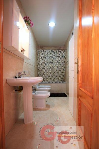 For sale of house in Torrenueva