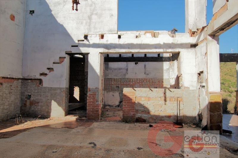 Venta de finca rústica en Vélez de Benaudalla