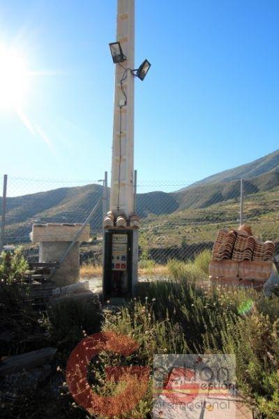 Venta de finca rústica en Vélez de Benaudalla