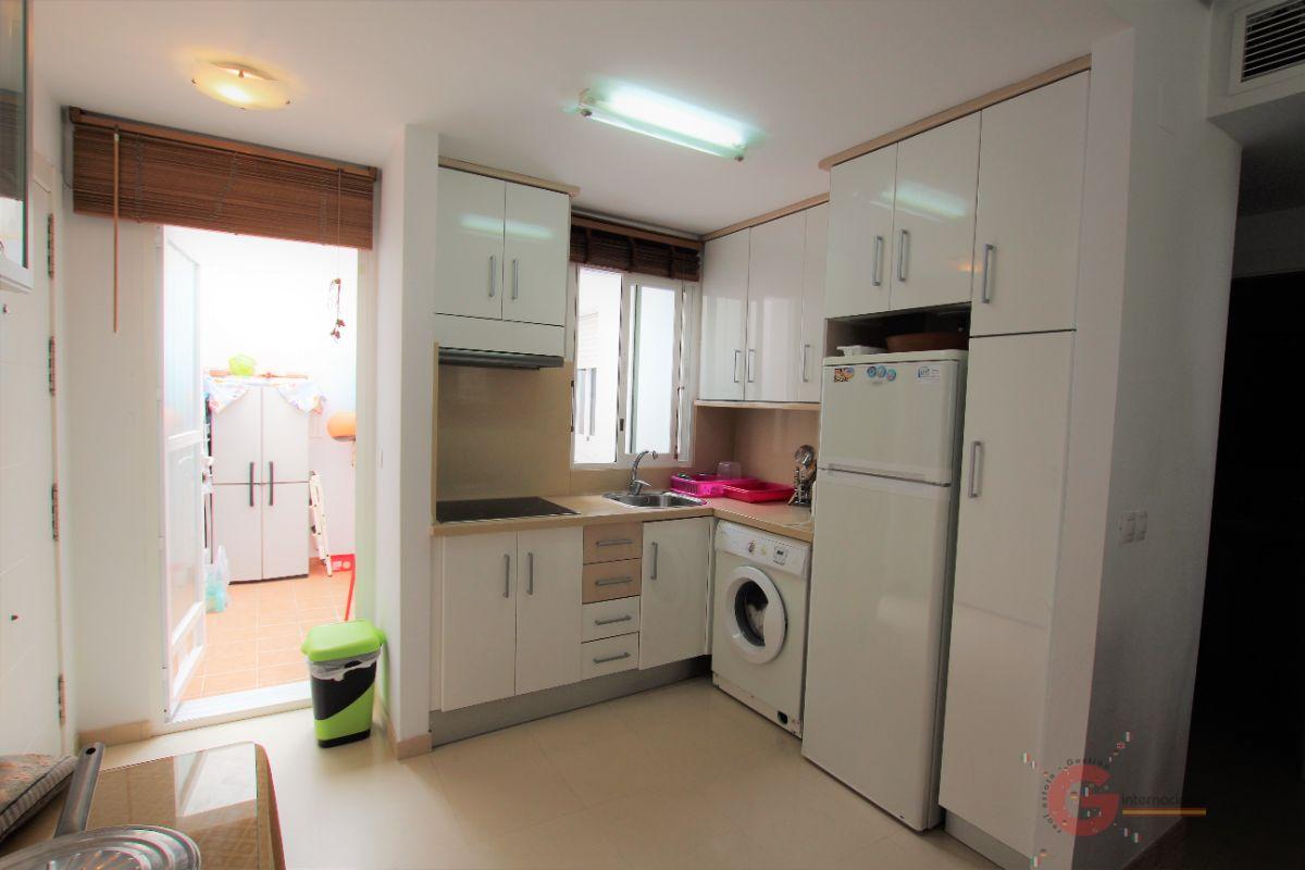 For sale of flat in Calahonda