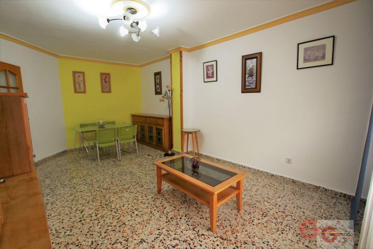 For sale of flat in Motril