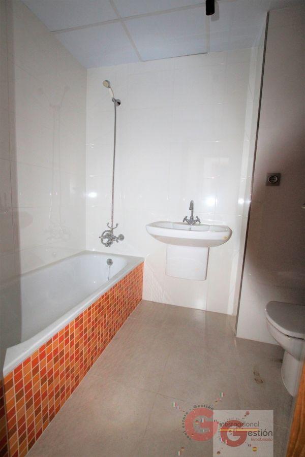 For sale of flat in Motril